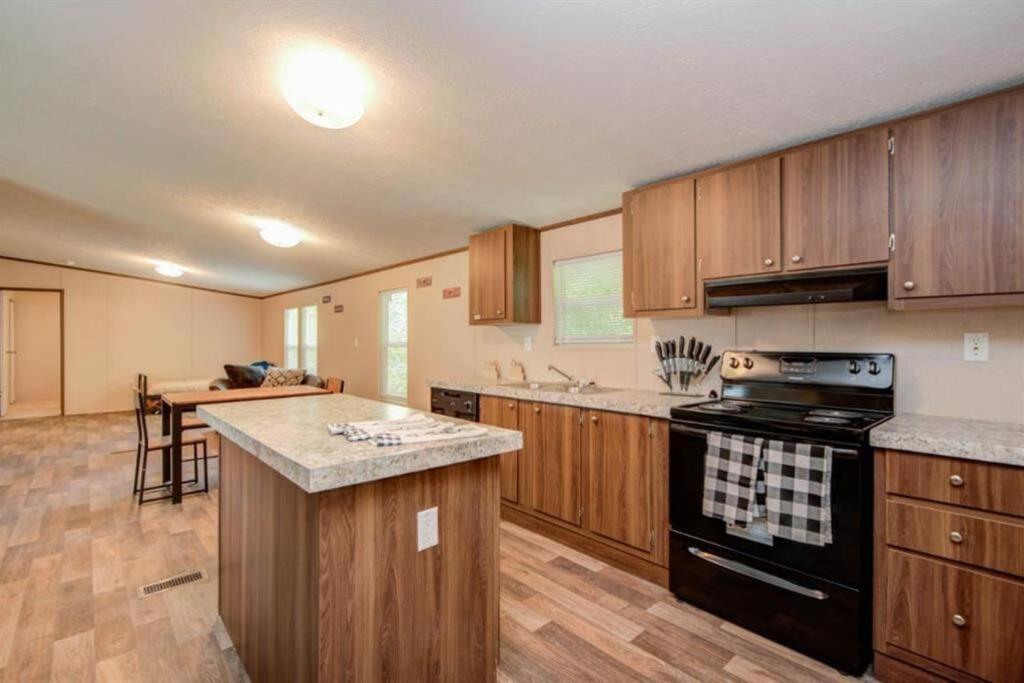 Seaside Serenity - Holiday Home Sleeps 10 Дикинсон Экстерьер фото