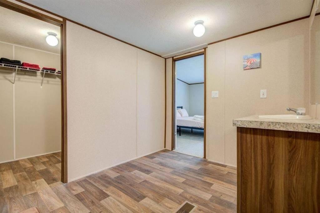 Seaside Serenity - Holiday Home Sleeps 10 Дикинсон Экстерьер фото